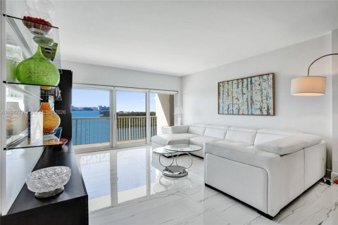 Купить кондоминиум в Санни-Айлс-Бич, Флорида 2 спальни, 113.34м2, № 2017922 - фото 5