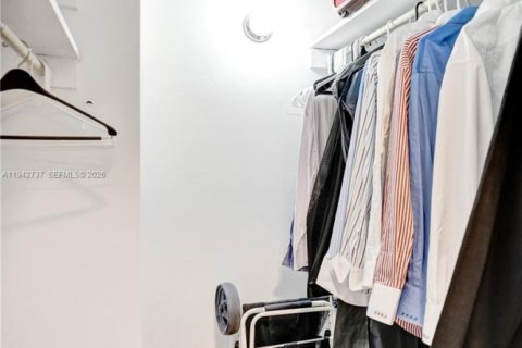 Купить кондоминиум в Санни-Айлс-Бич, Флорида 2 спальни, 113.34м2, № 2017922 - фото 14