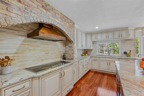 Casa en venta en Port Orange, Florida, 4 dormitorios, 462.75 m2 № 1676744 - foto 10