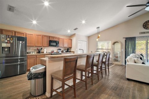 Casa en venta en Tavares, Florida, 4 dormitorios, 164.62 m2 № 1614458 - foto 17