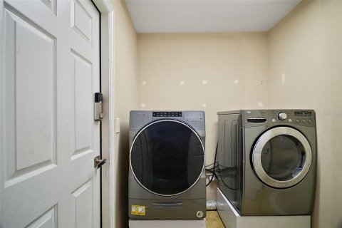 Casa en venta en Tavares, Florida, 4 dormitorios, 164.62 m2 № 1614458 - foto 8