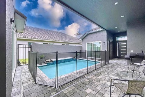 House in Davenport, Florida 4 bedrooms, 235.04 sq.m. № 1415028 - photo 5