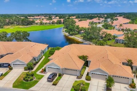 Villa ou maison à vendre à Venice, Floride: 2 chambres, 117.52 m2 № 1678496 - photo 1
