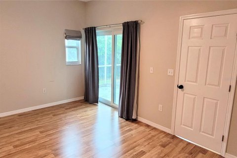 House in Sarasota, Florida 3 bedrooms, 107.86 sq.m. № 2238290 - photo 18