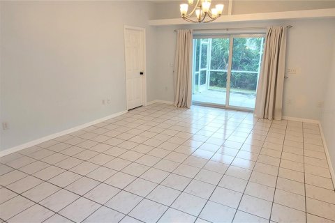 House in Sarasota, Florida 3 bedrooms, 107.86 sq.m. № 2238290 - photo 13
