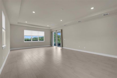 House in Orlando, Florida 7 bedrooms, 486.81 sq.m. № 2395609 - photo 19