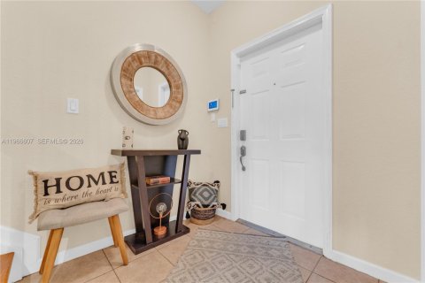 Touwnhouse à louer à Tamarac, Floride: 3 chambres, 132.66 m2 № 2028245 - photo 15