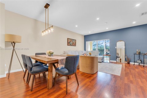 Touwnhouse à louer à Tamarac, Floride: 3 chambres, 132.66 m2 № 2028245 - photo 5