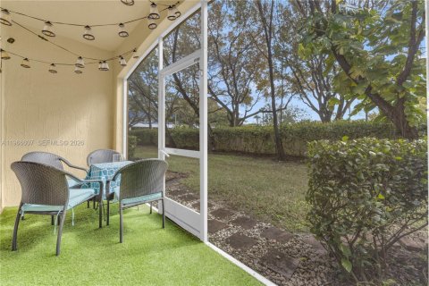 Touwnhouse à louer à Tamarac, Floride: 3 chambres, 132.66 m2 № 2028245 - photo 29