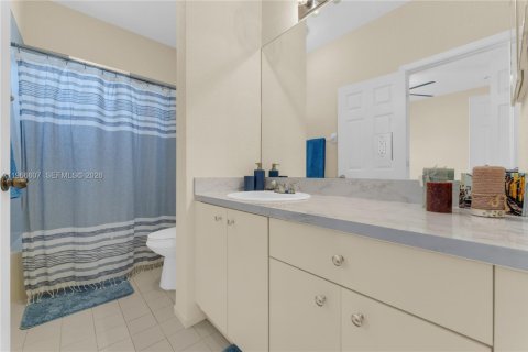 Touwnhouse à louer à Tamarac, Floride: 3 chambres, 132.66 m2 № 2028245 - photo 24