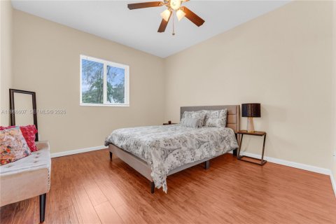 Touwnhouse à louer à Tamarac, Floride: 3 chambres, 132.66 m2 № 2028245 - photo 16