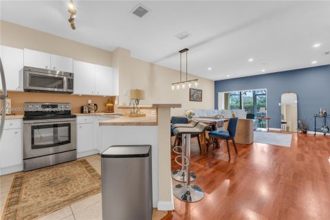 Touwnhouse à louer à Tamarac, Floride: 3 chambres, 132.66 m2 № 2028245 - photo 8