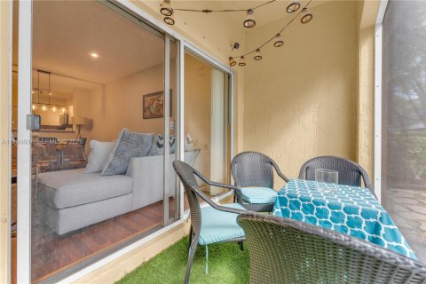 Touwnhouse à louer à Tamarac, Floride: 3 chambres, 132.66 m2 № 2028245 - photo 30