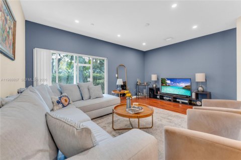 Touwnhouse à louer à Tamarac, Floride: 3 chambres, 132.66 m2 № 2028245 - photo 2