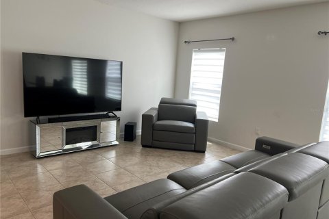 Casa en alquiler en Haines City, Florida, 3 dormitorios, 120.03 m2 № 1816807 - foto 11