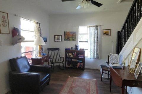 Villa ou maison à louer à DeLand, Floride: 3 chambres, 172.52 m2 № 2144800 - photo 5