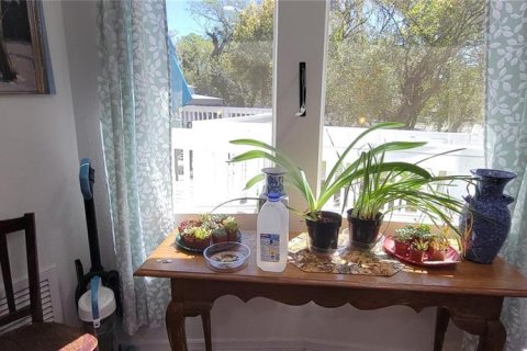 Villa ou maison à louer à DeLand, Floride: 3 chambres, 172.52 m2 № 2144800 - photo 12