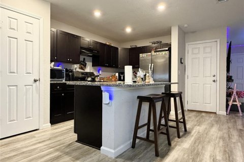 House in Jacksonville, Florida 4 bedrooms, 154.22 sq.m. № 2123342 - photo 6