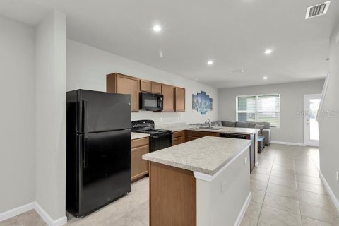 Adosado en venta en New Port Richey, Florida, 3 dormitorios, 133.78 m2 № 1885125 - foto 2