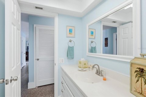 House in Rotonda, Florida 2 bedrooms, 148.27 sq.m. № 2121990 - photo 27