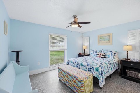 House in Rotonda, Florida 2 bedrooms, 148.27 sq.m. № 2121990 - photo 11