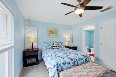House in Rotonda, Florida 2 bedrooms, 148.27 sq.m. № 2121990 - photo 28