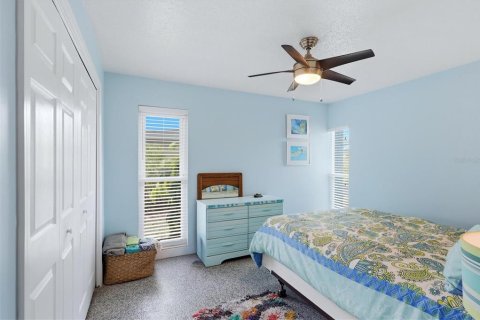 House in Rotonda, Florida 2 bedrooms, 148.27 sq.m. № 2121990 - photo 23
