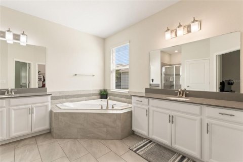 Villa ou maison à vendre à Four Corners, Floride: 5 chambres, 366.87 m2 № 2223659 - photo 18