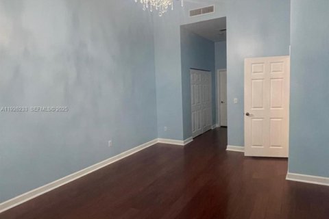 Condo in Miami, Florida, 1 bedroom № 1984539 - photo 22