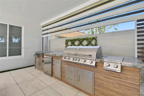 Villa ou maison à vendre à Boca Raton, Floride: 4 chambres, 366.59 m2 № 1850892 - photo 7