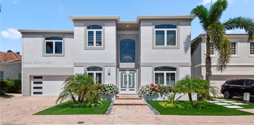 Villa ou maison à Boca Raton, Floride 4 chambres, 366.59 m2 № 1850892
