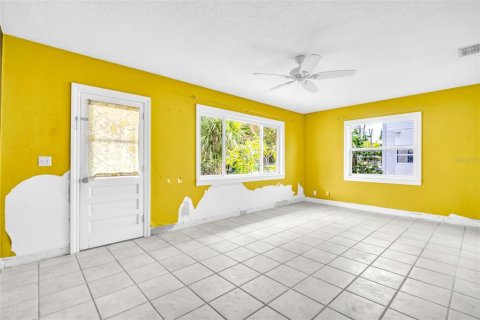 Villa ou maison à vendre à Palm Harbor, Floride: 2 chambres, 154.4 m2 № 1882746 - photo 21