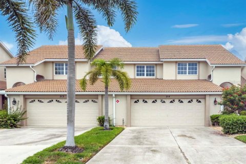 Adosado en venta en Punta Gorda, Florida, 3 dormitorios, 192.12 m2 № 1911299 - foto 1