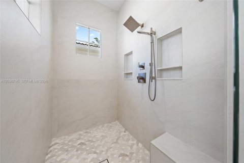 House in Palm Beach Gardens, Florida 3 bedrooms, 207.36 sq.m. № 2389819 - photo 23