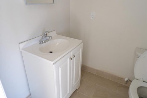 Immobilier commercial à vendre à Madeira Beach, Floride: 7 chambres, 183.95 m2 № 2134887 - photo 9