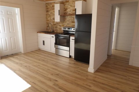Immobilier commercial à vendre à Madeira Beach, Floride: 7 chambres, 183.95 m2 № 2134887 - photo 15