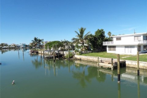 Immobilier commercial à vendre à Madeira Beach, Floride: 7 chambres, 183.95 m2 № 2134887 - photo 3