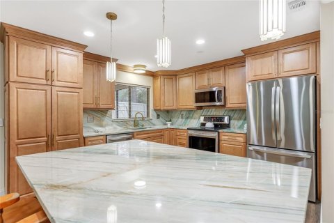 House in Winter Springs, Florida 3 bedrooms, 187.85 sq.m. № 1757686 - photo 5