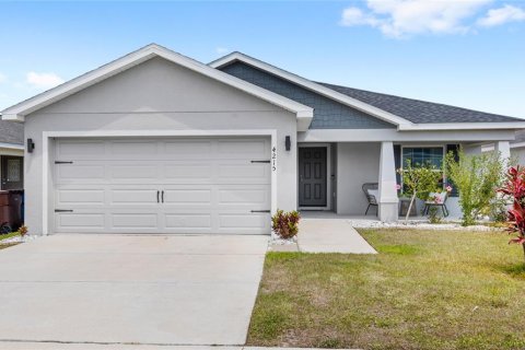 Villa ou maison à vendre à Haines City, Floride: 3 chambres, 145.48 m2 № 1665877 - photo 1