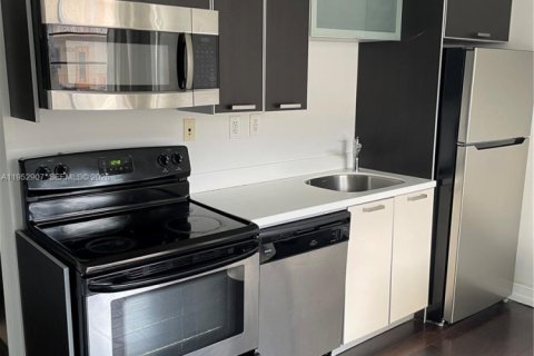 Copropriété à louer à Miami Beach, Floride: 1 chambre, 43.66 m2 № 2009335 - photo 3