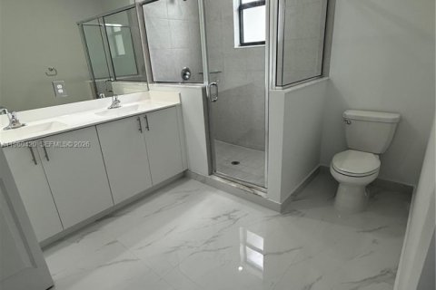 Townhouse in Homestead, Florida 3 bedrooms, 123.65 sq.m. № 2027597 - photo 4