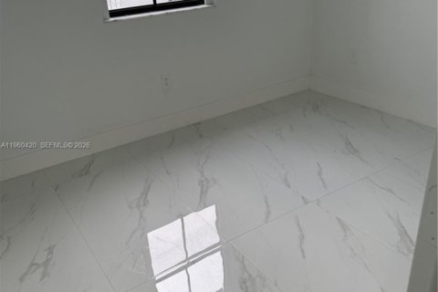 Townhouse in Homestead, Florida 3 bedrooms, 123.65 sq.m. № 2027597 - photo 9