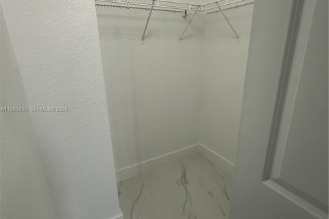 Townhouse in Homestead, Florida 3 bedrooms, 123.65 sq.m. № 2027597 - photo 7