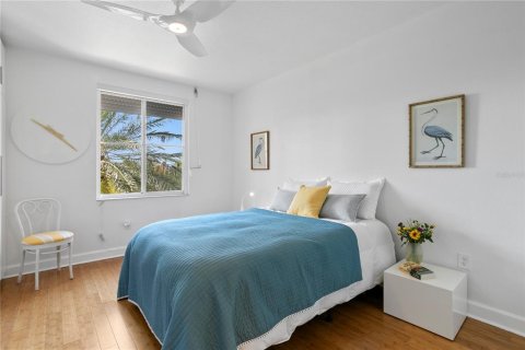 Condominio en venta en Saint Petersburg, Florida, 3 dormitorios, 170.29 m2 № 1911144 - foto 20