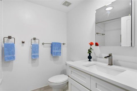 Condominio en venta en Saint Petersburg, Florida, 3 dormitorios, 170.29 m2 № 1911144 - foto 22