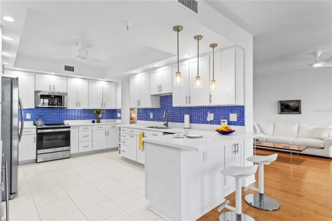 Condominio en venta en Saint Petersburg, Florida, 3 dormitorios, 170.29 m2 № 1911144 - foto 7