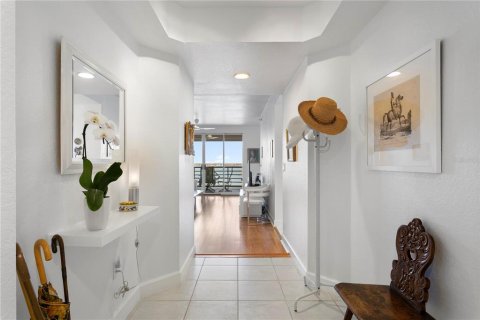 Condominio en venta en Saint Petersburg, Florida, 3 dormitorios, 170.29 m2 № 1911144 - foto 25