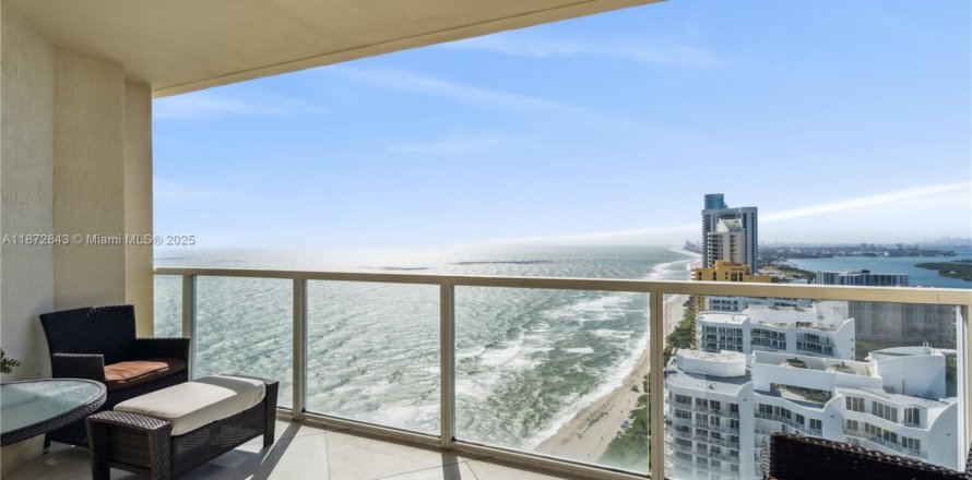 Condo in Sunny Isles Beach, Florida, 1 bedroom  № 2036773