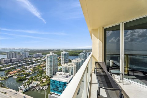 Condo in Sunny Isles Beach, Florida, 1 bedroom  № 2036773 - photo 10