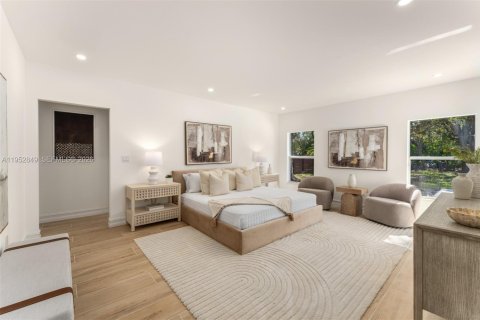 Villa ou maison à vendre à Pinecrest, Floride: 4 chambres, 286.42 m2 № 2020079 - photo 11